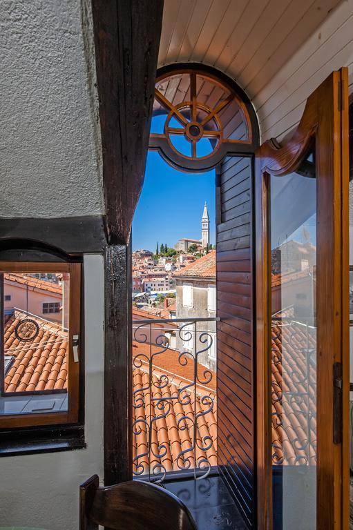 Rovigno Bella Sea View Apartment Bagian luar foto