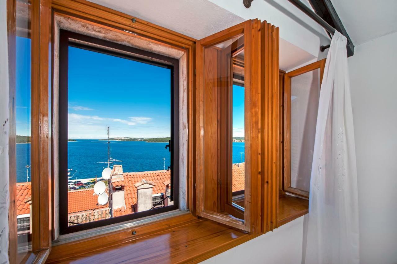 Rovigno Bella Sea View Apartment Bagian luar foto
