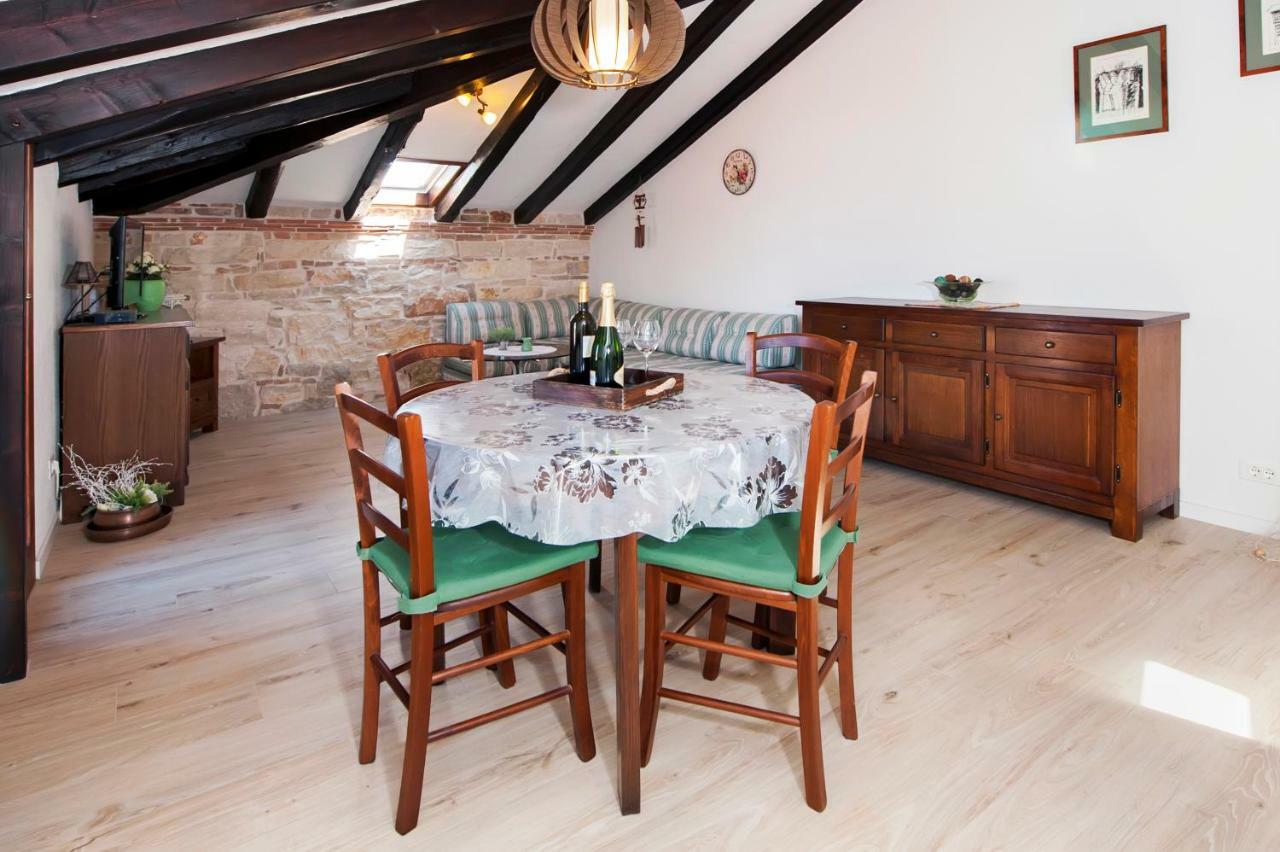 Rovigno Bella Sea View Apartment Bagian luar foto