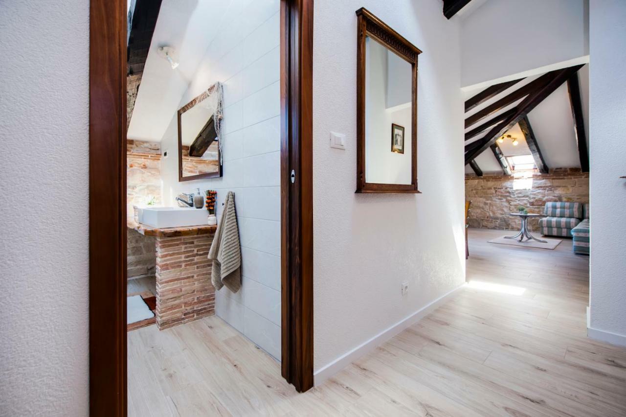 Rovigno Bella Sea View Apartment Bagian luar foto