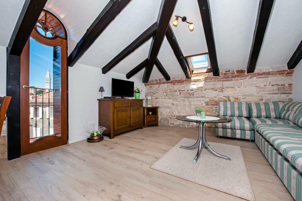 Rovigno Bella Sea View Apartment Bagian luar foto
