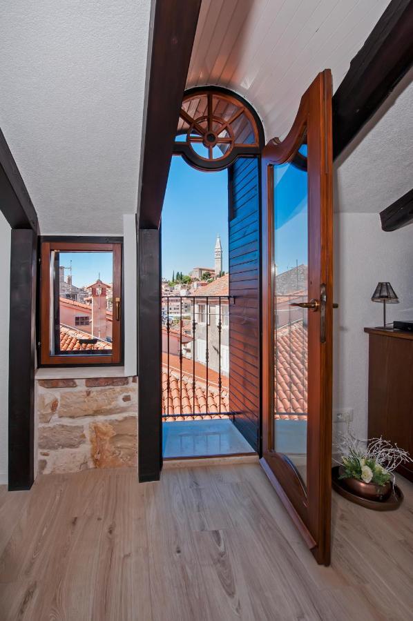 Rovigno Bella Sea View Apartment Bagian luar foto